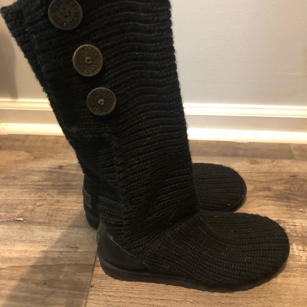 Ugg knit boots